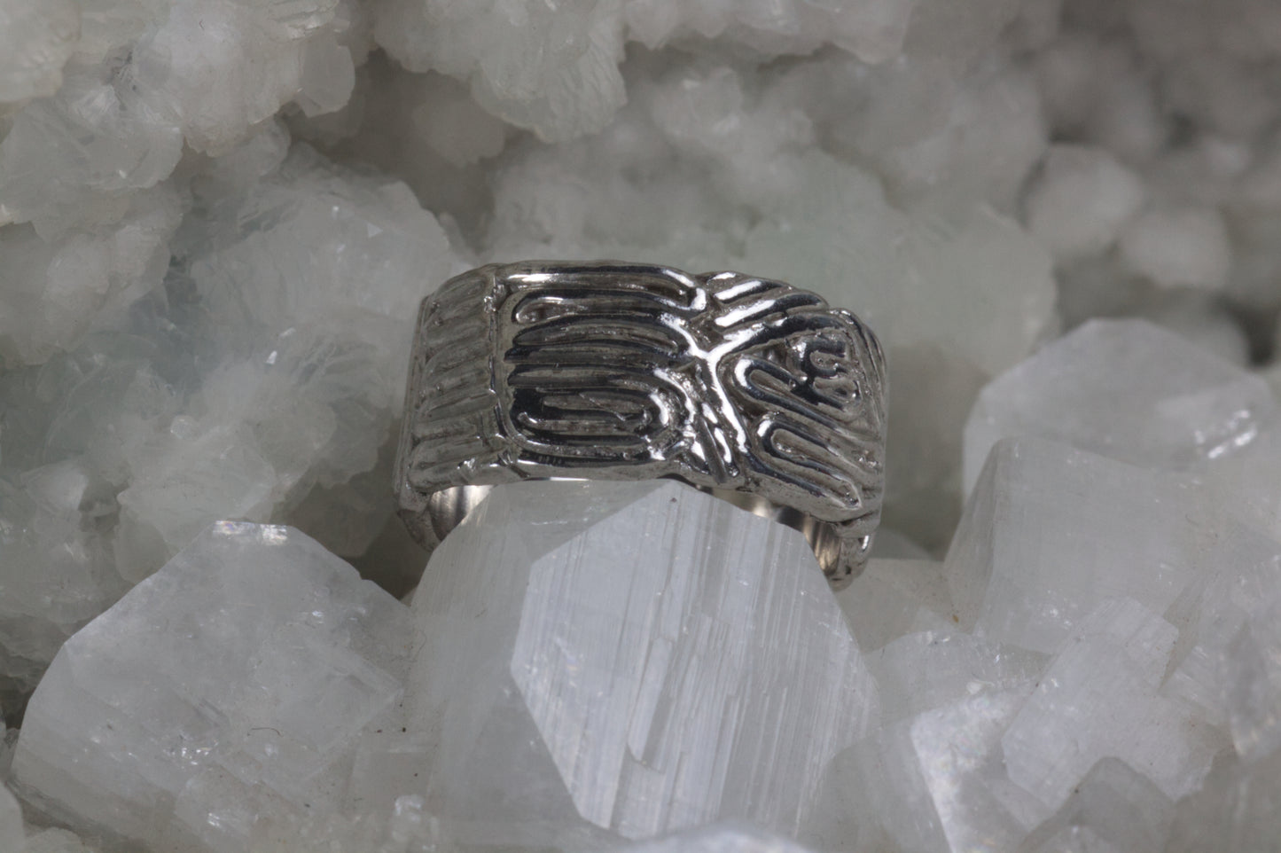 Aztec Design White Gold Wedding Band
