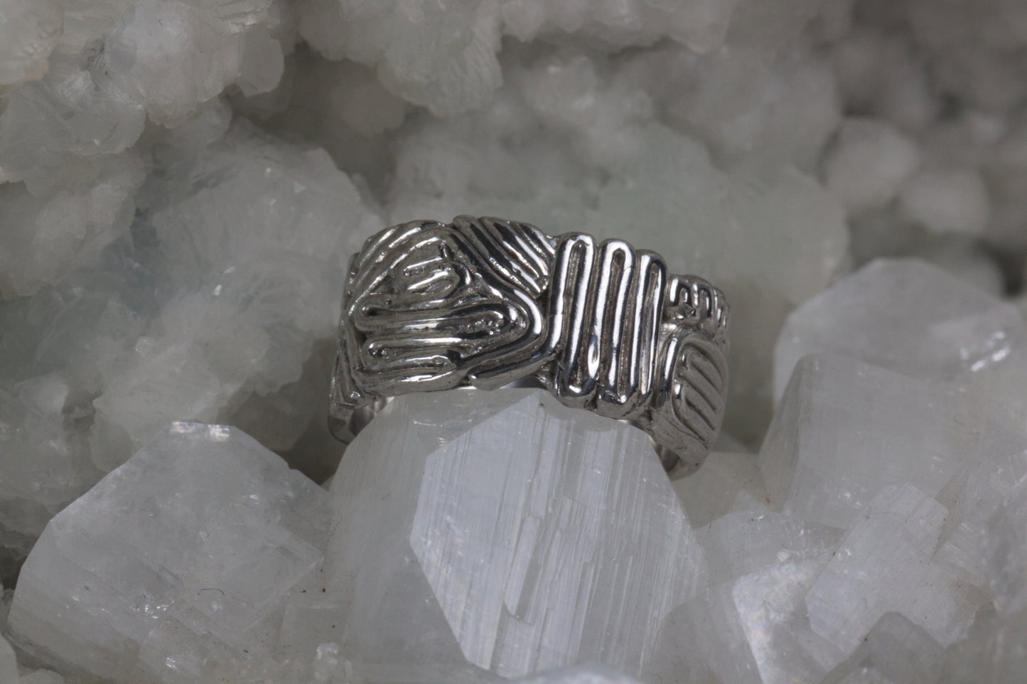 Aztec Design White Gold Wedding Band
