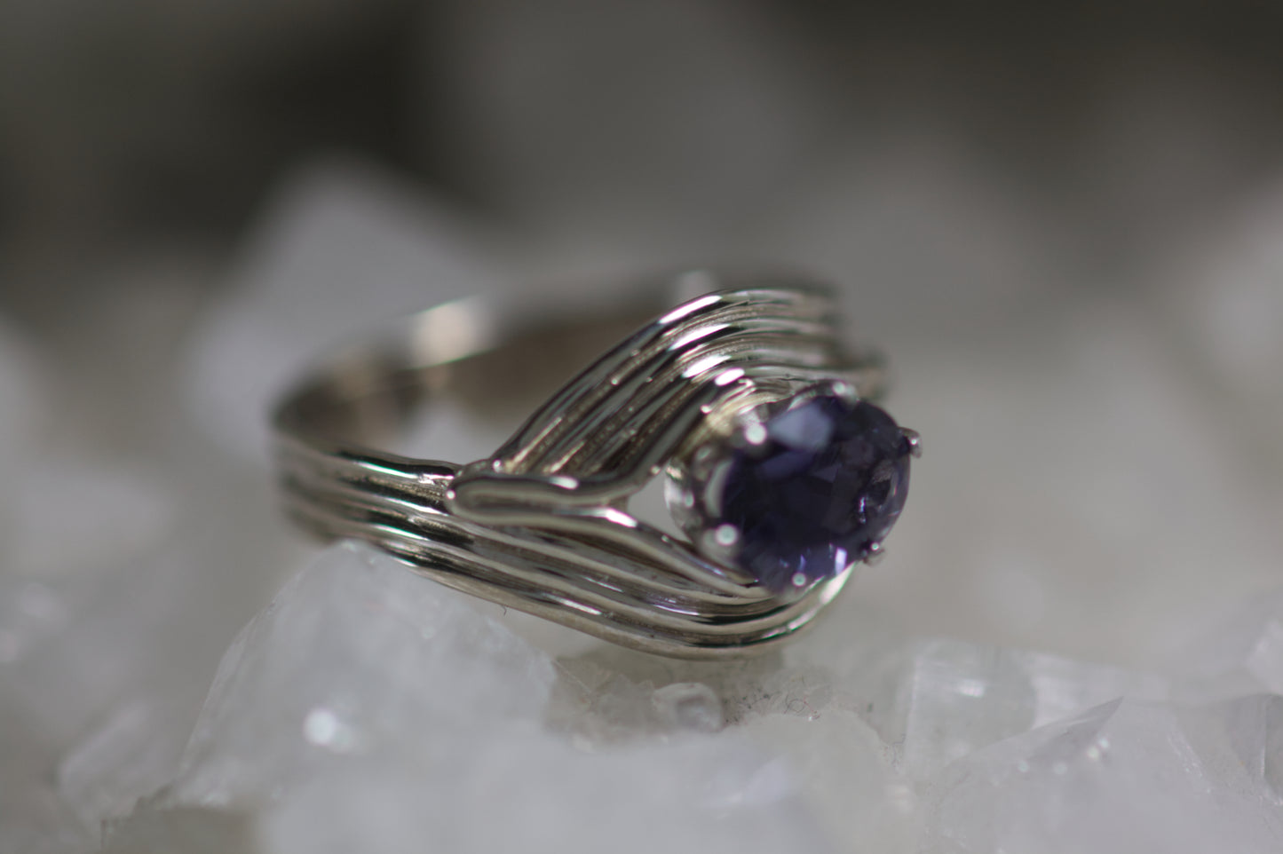 Iolite Wire Design Ring