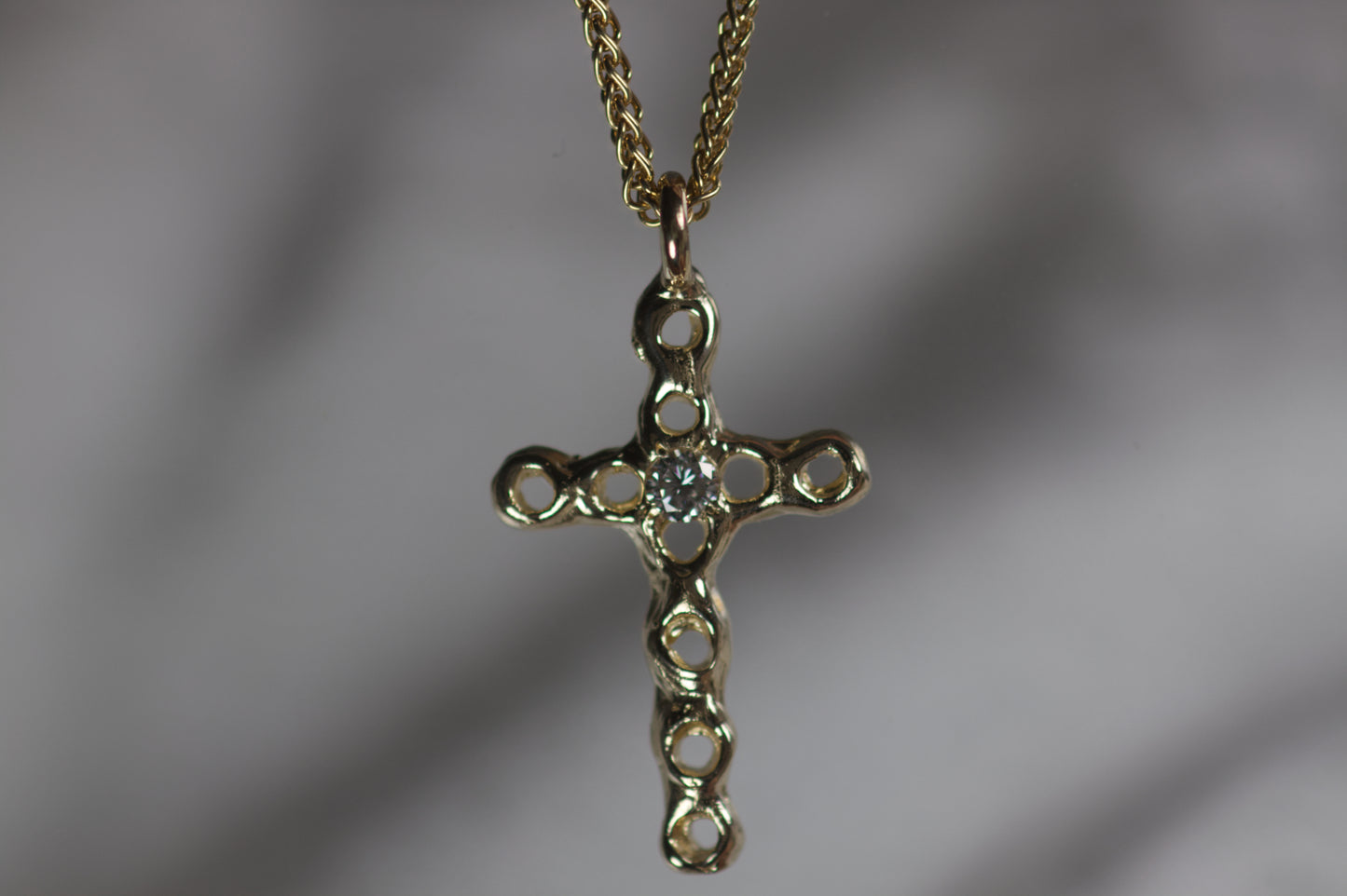 Organic Circle Cross