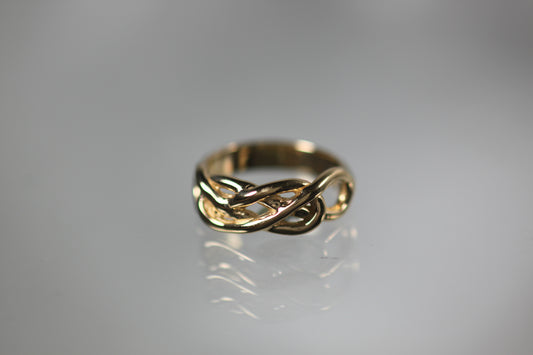 Celtic Knot Ring