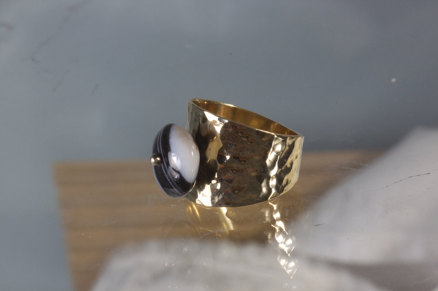 Hammered Ring With Black & White Agate Lentil Bead