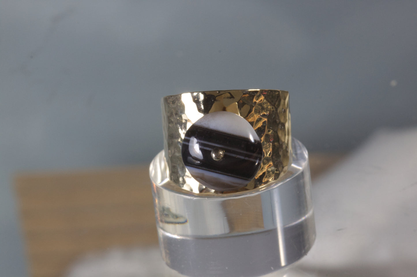Hammered Ring With Black & White Agate Lentil Bead
