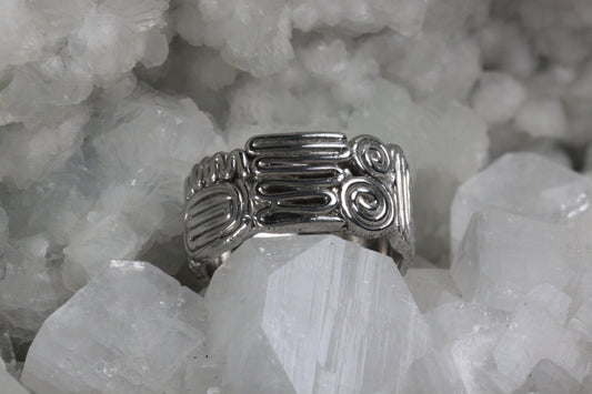 Aztec Design White Gold Wedding Band