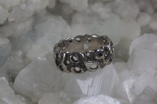Ocean Coral Wedding Band